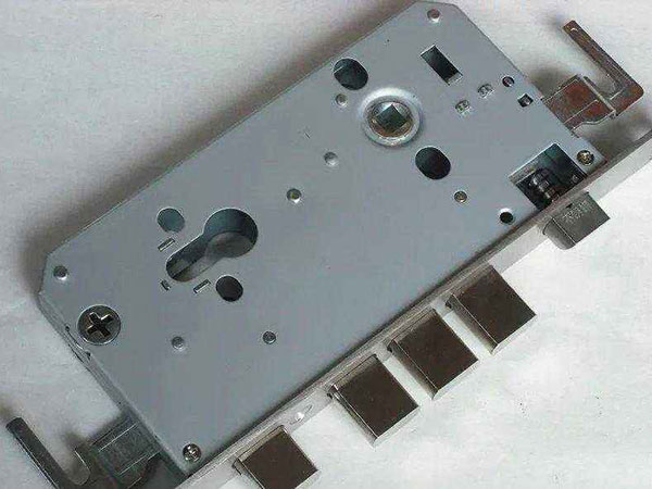 兴化24小时上门开锁公司